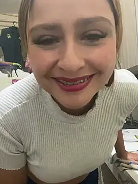 Keittly  online show from January 2025 01:08:01 AM