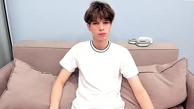 Im Shine Guy online show from November 2025 07:33:02 AM