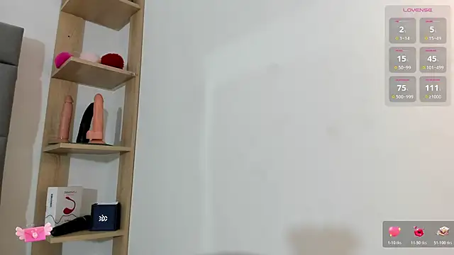 vivianne scott online show from October 2025 12:04:01 PM