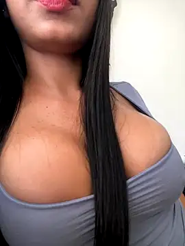 Lolitacooper online show from October 2025 09:05:01 PM