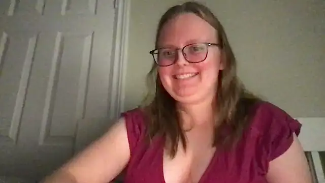 Snapshot of lexie_lilacs chatting on January 2025 03:58:02 AM lexie lilacs online show from January 2025 03:58:02 AM