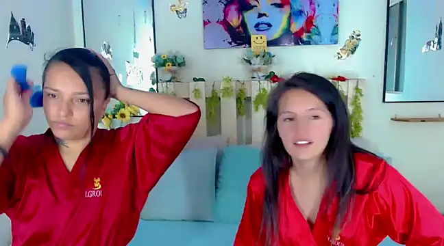 Sharon et Khloe12 online show from December 2024 08:47:01 PM