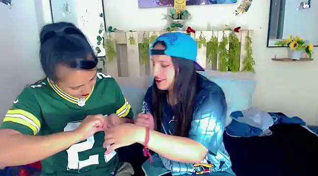 Sharon et Khloe12 online show from January 2025 11:22:02 AM