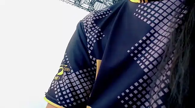 Sharon et Khloe12 online show from December 2024 09:11:01 PM