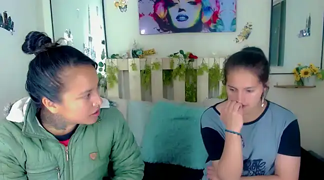 Sharon et Khloe12 online show from January 2025 04:50:01 AM