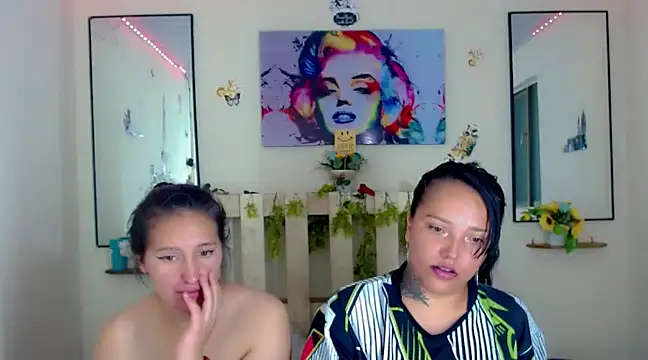 Sharon et Khloe12 online show from January 2025 08:00:02 AM