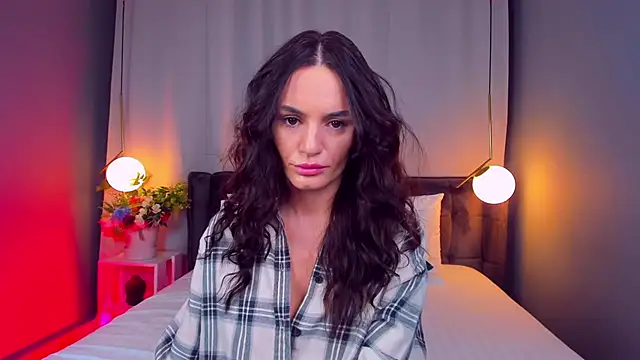 Snapshot of CarlaWhite chatting on December 2025 04:27:01 AM CarlaWhite online show from December 2025 04:27:01 AM