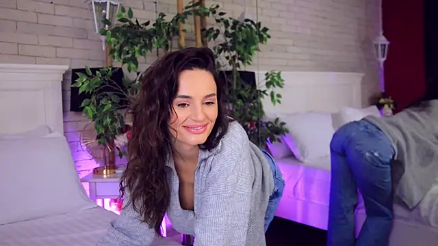 CarlaWhite online show from November 2025 04:38:02 AM