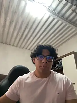 Snapshot of ikkipro chatting on February 2026 10:53:01 PM ikkipro online show from February 2026 10:53:01 PM