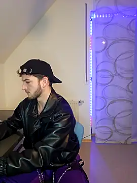 Sexynoah online show from December 2024 03:44:01 PM