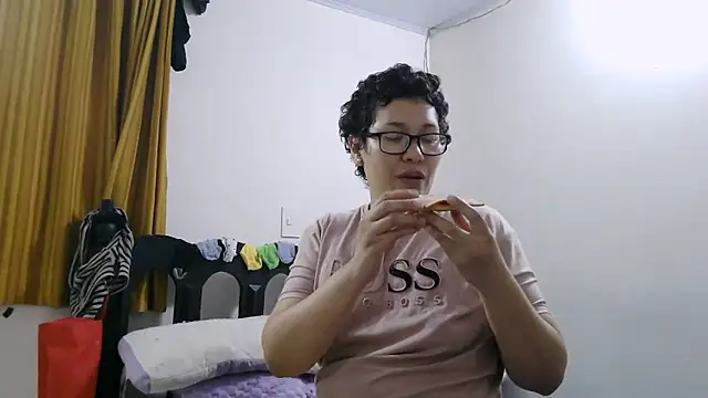 luxandracon23 online show from March 2026 01:45:01 PM