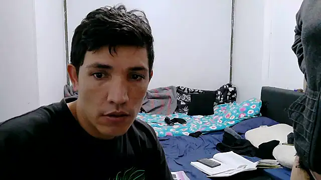 luxandracon23 online show from November 2025 02:05:02 AM