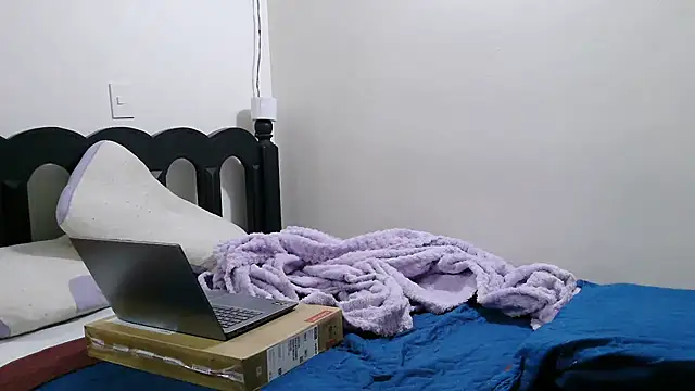 luxandracon23 online show from March 2026 07:05:02 PM