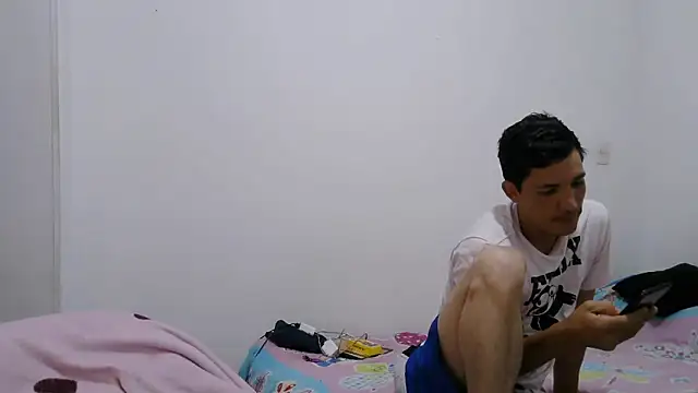 luxandracon23 online show from February 2026 01:12:01 PM