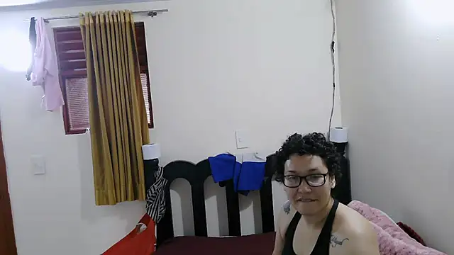 luxandracon23 online show from May 2026 05:55:02 PM