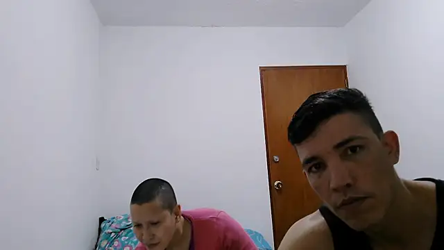 luxandracon23 online show from November 2025 12:00:01 AM