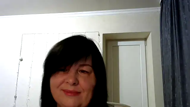 EmiliaLooo online show from September 2025 03:27:01 AM