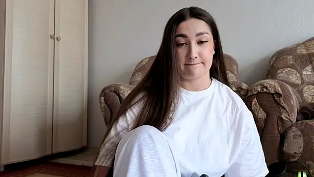 Aria Blisss online show from April 2026 02:38:02 AM