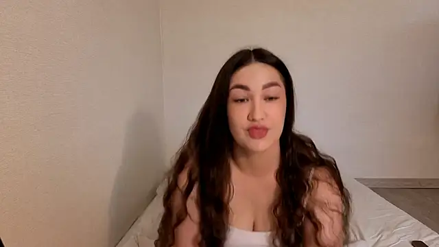 Aria Blisss online show from June 2026 01:17:02 AM