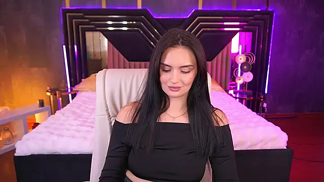 Snapshot of MilashaLovely chatting on November 2025 02:21:03 PM MilashaLovely online show from November 2025 02:21:03 PM