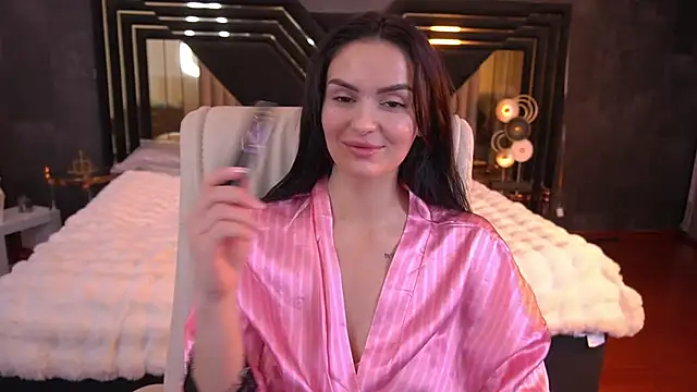 Snapshot of MilashaLovely chatting on December 2025 02:27:02 PM MilashaLovely online show from December 2025 02:27:02 PM