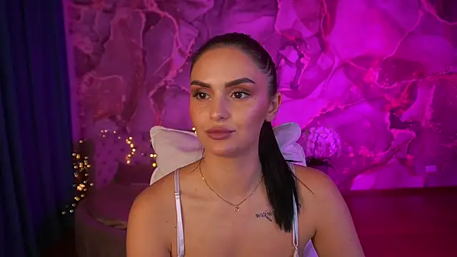 Snapshot of MilashaLovely chatting on October 2025 08:20:01 PM MilashaLovely online show from October 2025 08:20:01 PM