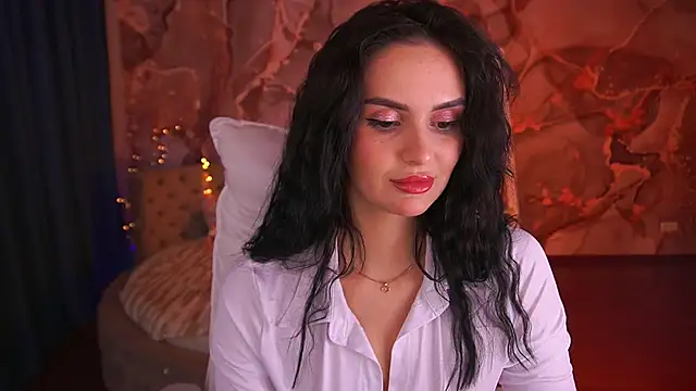 Snapshot of MilashaLovely chatting on November 2025 02:18:01 PM MilashaLovely online show from November 2025 02:18:01 PM