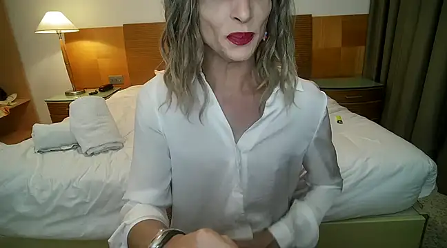 Snapshot of UnaDiosa chatting on February 2025 08:32:01 PM UnaDiosa online show from February 2025 08:32:01 PM