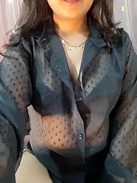 Snapshot of deslisexpriya chatting on November 2025 06:19:01 PM deslisexpriya online show from November 2025 06:19:01 PM