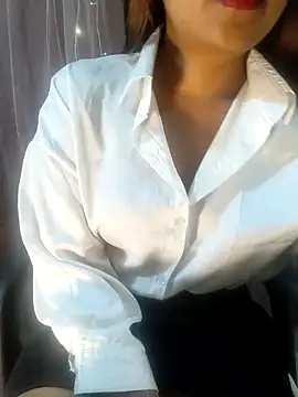 deslisexpriya online show from February 2026 10:38:01 PM