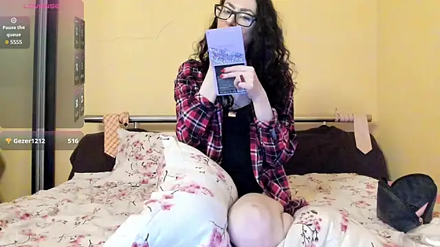 Baby Jewel online show from February 2026 01:11:02 PM