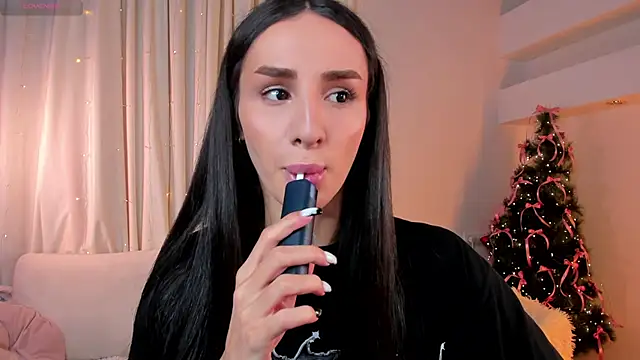 Kim Oberlin  online show from December 2025 04:18:01 PM