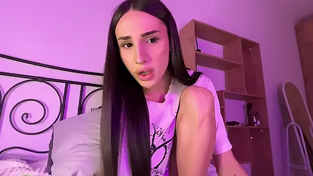 Kim Oberlin  online show from April 2026 04:02:02 PM