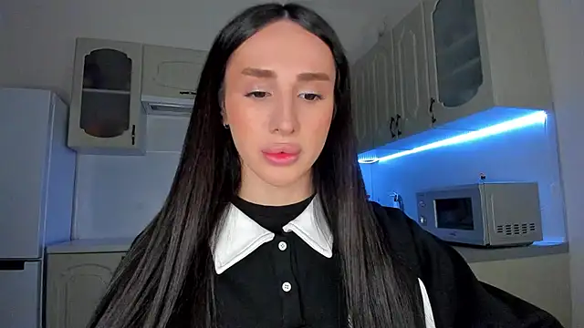 Kim Oberlin  online show from February 2026 06:04:02 PM