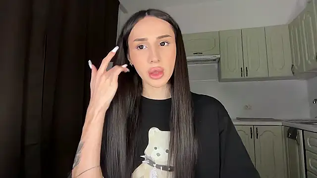 Kim Oberlin  online show from March 2026 04:43:02 PM