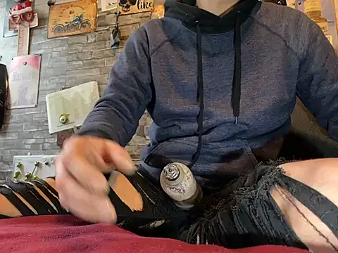 Snapshot of Gilgamesch1704 chatting on February 2025 01:37:01 PM Gilgamesch1704 online show from February 2025 01:37:01 PM