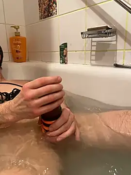 Snapshot of Gilgamesch1704 chatting on February 2025 04:54:02 PM Gilgamesch1704 online show from February 2025 04:54:02 PM