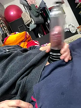 Snapshot of Gilgamesch1704 chatting on October 2025 01:56:02 PM Gilgamesch1704 online show from October 2025 01:56:02 PM