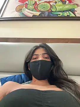 Lunaxx001 online show from April 2026 08:37:02 AM
