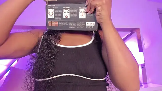 SophiaSmiiths  online show from April 2026 09:17:01 PM