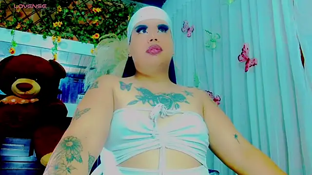 nauthyvalentina online show from March 2026 01:57:01 PM