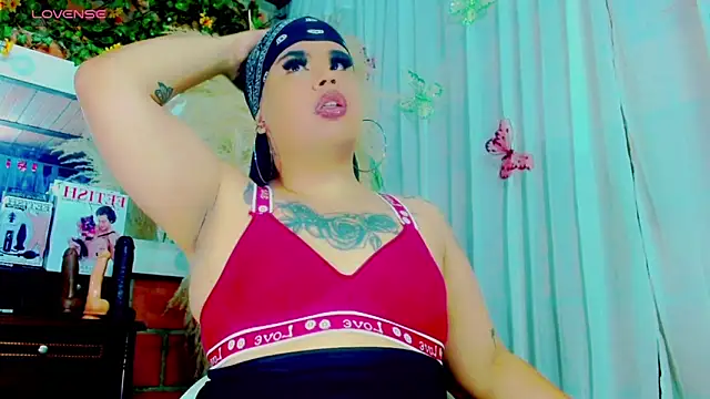 nauthyvalentina online show from April 2026 02:45:02 PM