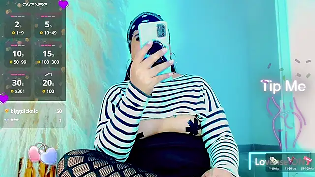 nauthyvalentina online show from February 2025 07:56:01 PM