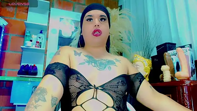 nauthyvalentina online show from February 2026 04:51:02 PM