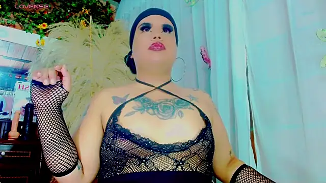 nauthyvalentina online show from March 2026 08:32:01 PM