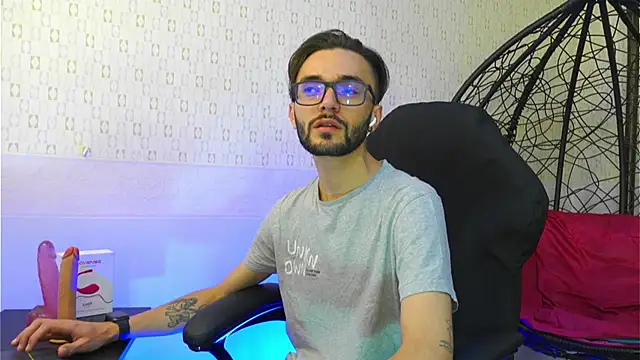 jakemagnus online show from February 2025 06:15:02 PM