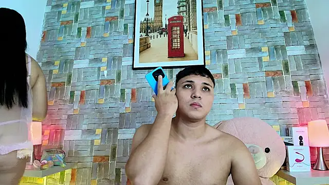 couple lovelyds online show from October 2025 08:52:02 PM