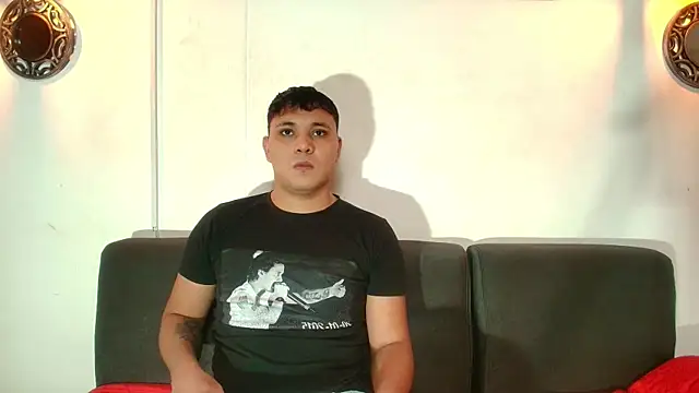 couple lovelyds online show from December 2025 09:04:01 PM