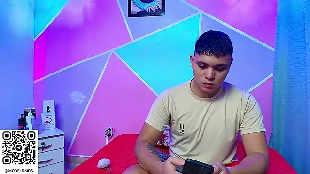 couple lovelyds online show from January 2026 08:37:02 PM