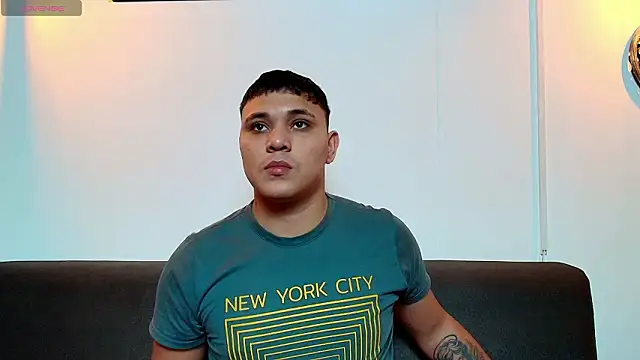 couple lovelyds online show from February 2026 08:31:02 PM